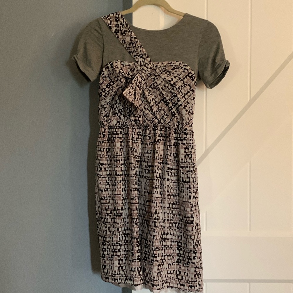 BCBG MAXAZRIA Silk and Rayon Dress size XXS